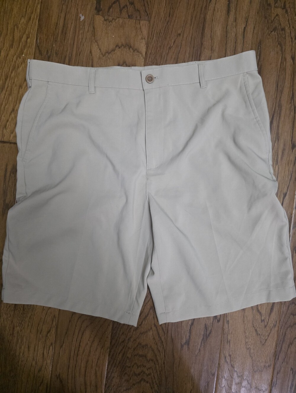 Izod Golf Shorts Khaki sz 38